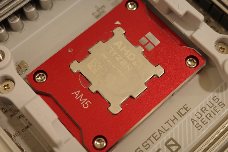 B850 Aorus Stealth ICE 開箱 與O11D Mini V2背插體驗