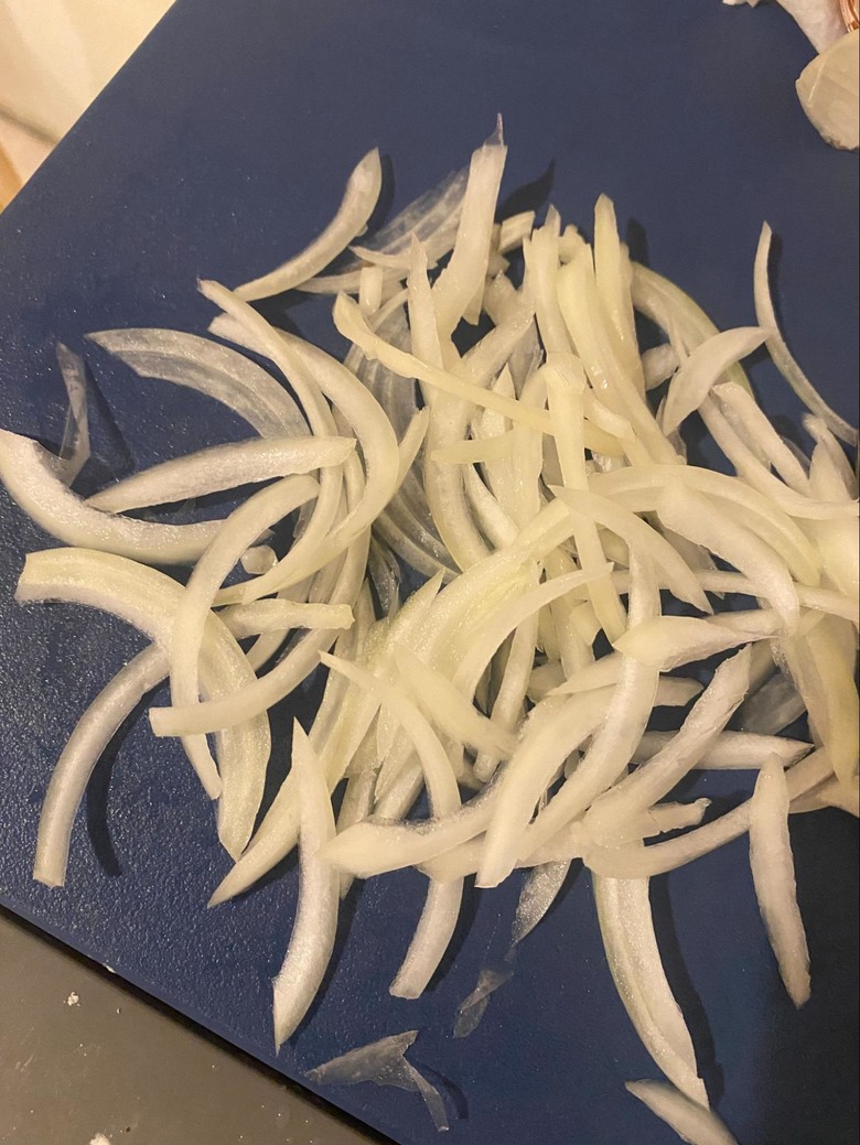 天氣一冷就想吃海鮮，在家用電烤盤試做海鮮煎餅