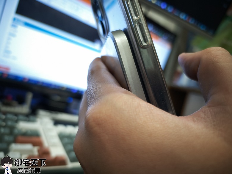 開箱【信星科技】SAVEWO 救世 Qi2磁吸行動電源 5000mAh - 超薄行動電源 Qi2 15W / PD3.0 20W,體驗 8mm 厚度之作!