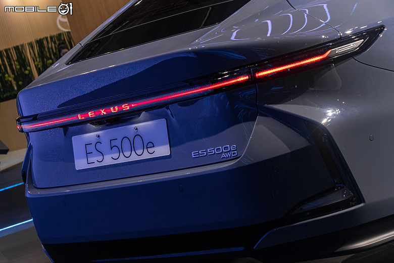 【2026台北車展】Lexus大改款ES登台首演，同場加映小改款IS車系189萬元起開賣！