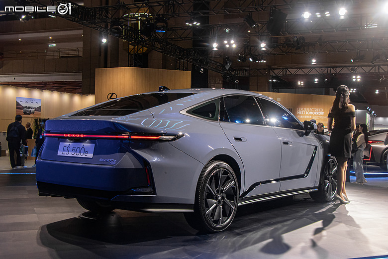 【2026台北車展】Lexus大改款ES登台首演，同場加映小改款IS車系189萬元起開賣！