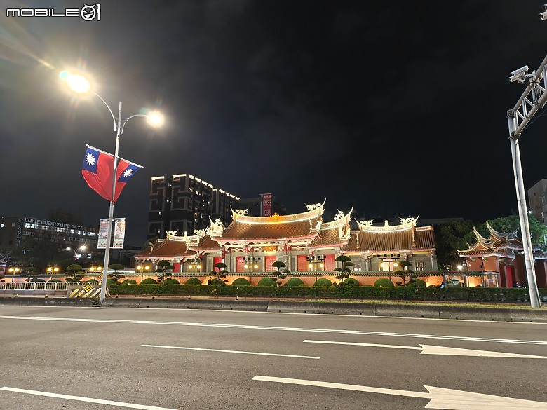 realme GT 8 Pro 體驗｜理光 GR 靈魂上身，全能旗艦闖出新路！