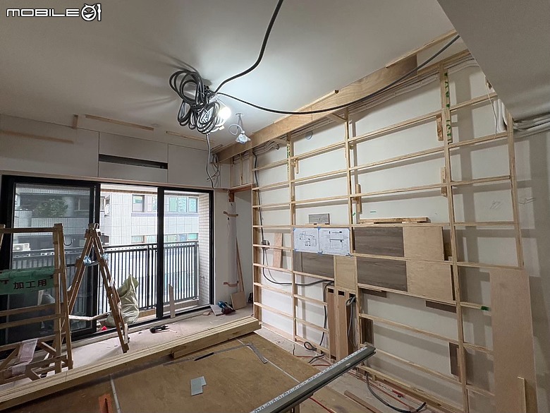 【開箱】客廳小、動線卡、餐桌太遠？分享我們怎麼在新成屋一次改善~一家人的距離還變近了~