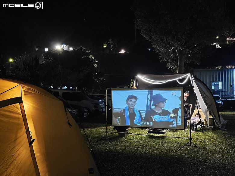 駕著Mercedes-Benz G 450 d來趟露營體驗，在城市與山林間恣意轉換的生活態度！