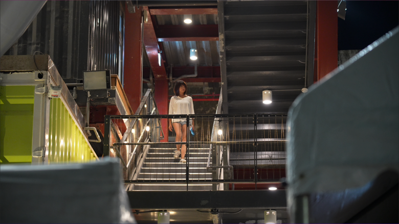 60歲生日環島之旅EP.2｜台東｜老宅改建 診所變咖啡店拯救教會經濟｜10點半開賣要排1小時的鹹粥｜體驗鐵花村慢生活｜晚上睡路邊 裝備上車頂