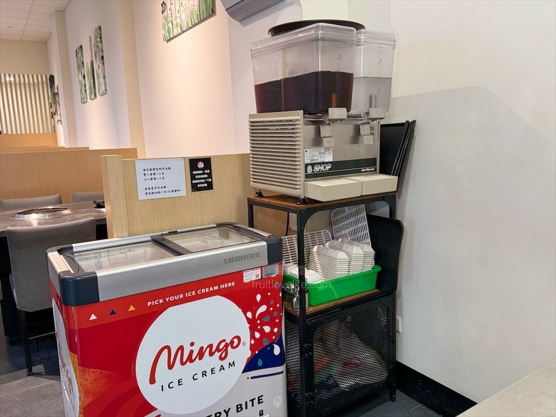 稻田美景燒肉店，套餐肉量十足，泰式沾醬超唰嘴又解膩