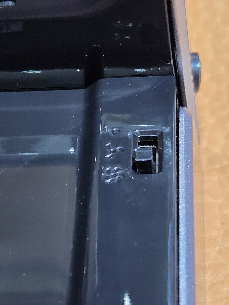 【開箱簡測】GRAUGEAR USB4.0 Type C M.2 NVMe 美型外接盒(Dock Station) 效能簡測 (圖多)