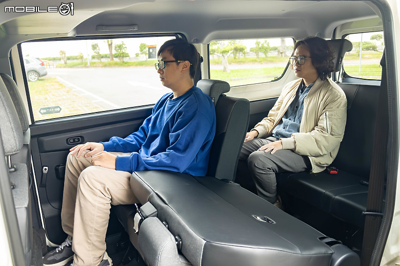 中華 J Space 八人座旗艦型試駕|追加ADAS輔助駕駛系統,載人更放心!