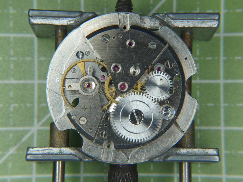 自娛玩修錶 - 原點(之三): 老東方"Calendar Auto Orient" 17 Jewels自動錶 (cal. 670)