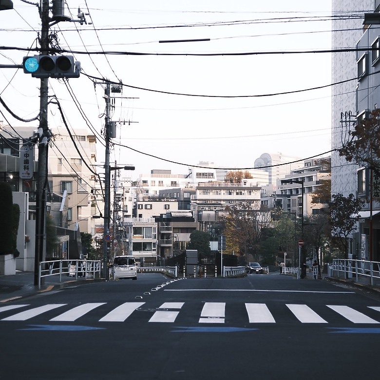 [旅拍圖多] 金澤楓景、富山老街、東京巷弄｜X-T50 + Touit 32mm 邊走邊拍