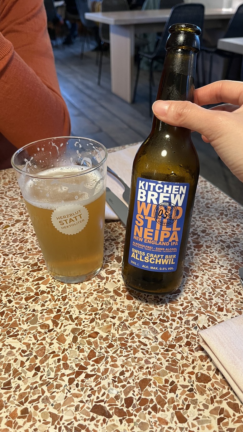 草間彌生首次回顧展在巴塞爾貝耶勒基金會