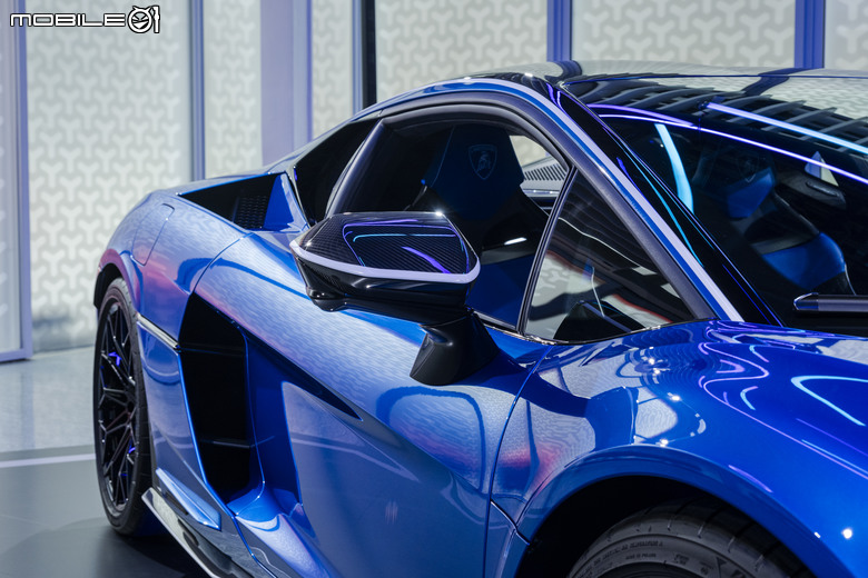 Lamborghini Revuelto、Urus SE、Temerario 首度齊聚臺灣｜限時三天於富邦美術館展示！