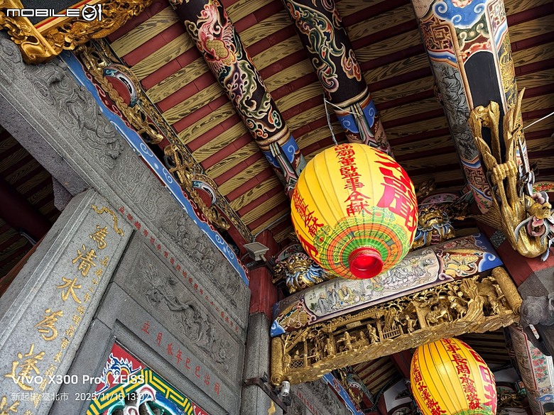 艋舺祖師廟、艋舺青山宮、萬華區史展示中心、艋舺謝宅、朝北醫院、青山宮、青雲閣、華西街夜市 — 臺北市區小旅行之艋舺老市街散步