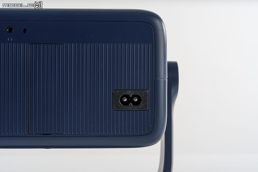 RockTek PJ400 LED 智慧投影機｜挑戰萬元內最完整的智慧投影體驗