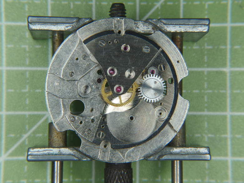 自娛玩修錶 - 原點(之三): 老東方"Calendar Auto Orient" 17 Jewels自動錶 (cal. 670)