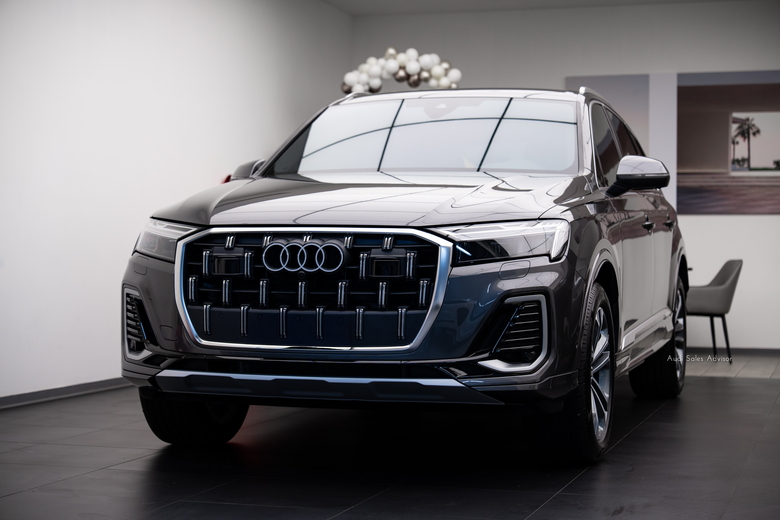 交車分享|Audi Q7 45 TFSI quattro|金屬武士灰・Samurai Grey・3M|預祝新年快樂