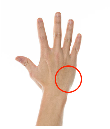 有人從羅技 Master 3 換到 Master 4 之後，手也開始酸痛嗎？