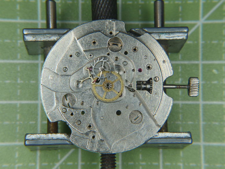 自娛玩修錶 - 原點(之三): 老東方"Calendar Auto Orient" 17 Jewels自動錶 (cal. 670)