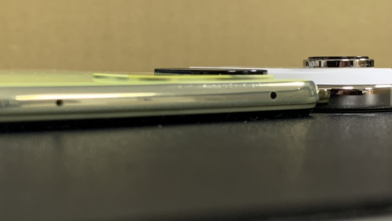 沒想到2021的小米中階，現在還能對幹iphone air