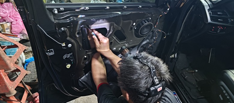 BMW X5 F15升級觸摸開門