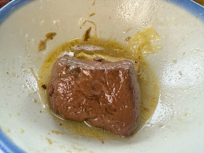 南投薑母鴨推薦，薑母鴨、胡椒全鴨還可以一鍋兩吃，山泉水養殖吳郭魚、現撈泰國蝦，埔里在地美食