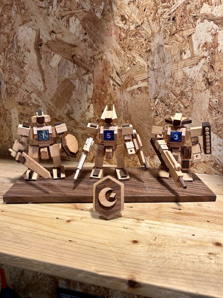 【木製公仔模型】原創機甲模型 神骰機甲之蒼月信條 參上!