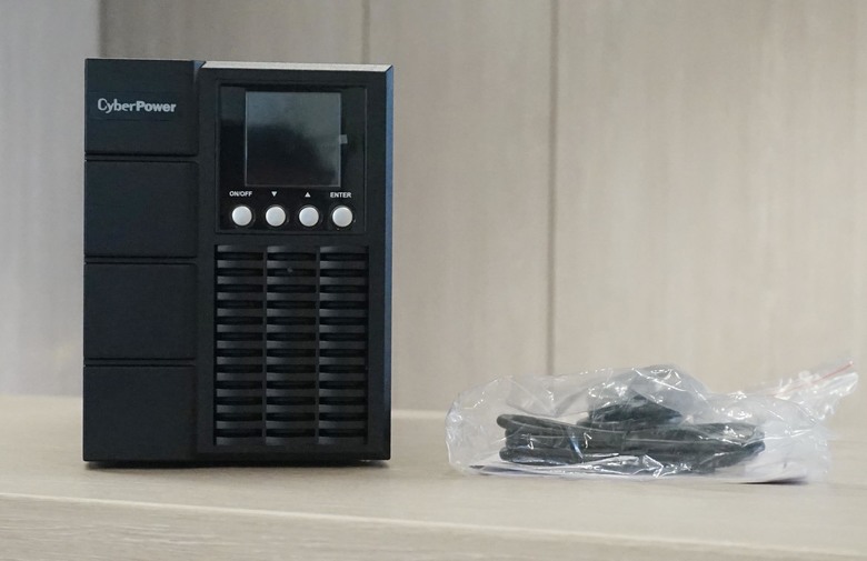 CyberPower OLS1000A零毫秒切換穩定供電、不斷電完美解決方案、向硬體損毀的夢魘說掰掰！