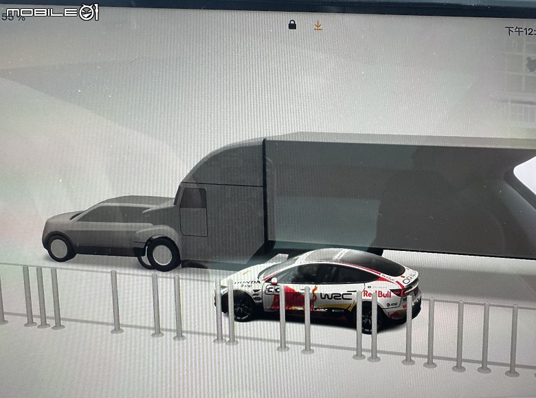 點我看大圖 特斯拉2025聖誕大禮包OTA新功能「烤漆中心」與我小小的賽車魂