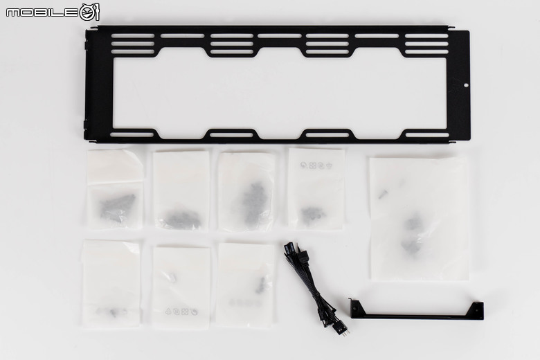 CORSAIR FRAME 5000D RS ARGB 機殼開箱實裝 以高度模組化設計不僅裝機便利 散熱效果也好