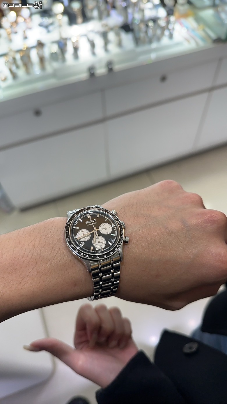 點我看大圖 Seiko SSB479P1 簡易開箱