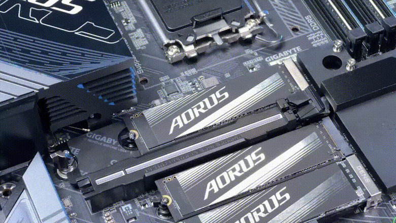 B850 Aorus Stealth ICE 開箱 與O11D Mini V2背插體驗