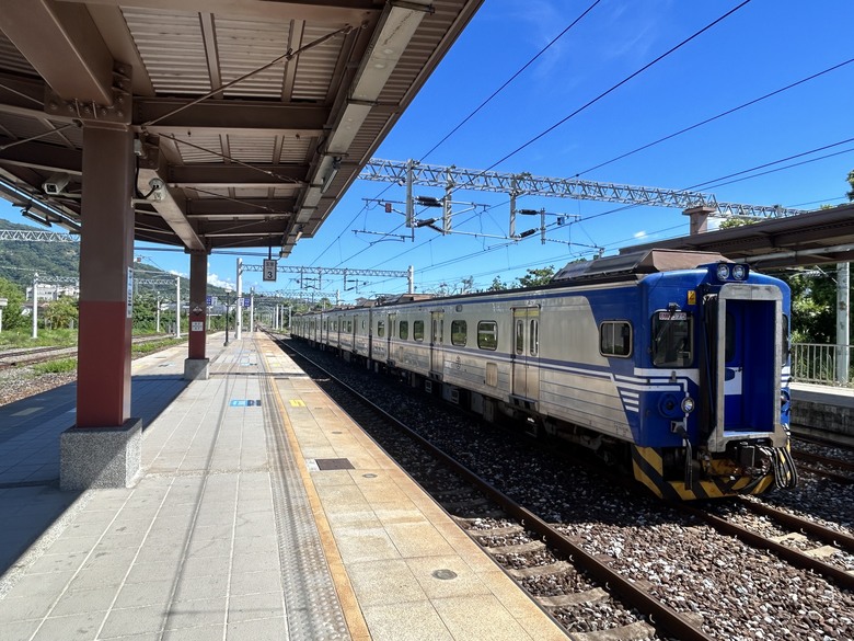 騎 遊 東 里 小 站 ( 玉 富 自 行 車 道 )