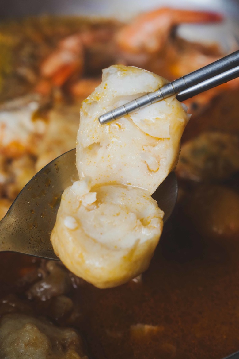 【台南酸白菜火鍋推薦】隱藏版麻辣酸白菜火鍋｜老師傅純手工酸白菜 ｜純手工酸白菜 × 手炒麻辣底｜東北酸白菜火鍋 安平店