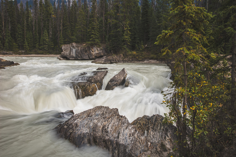一個人一台車一路向北直到世界的盡頭 – 兩個月的公路露營旅行 – EP 7 – 阿拉斯加公路的起點與被森林大火打亂的計畫