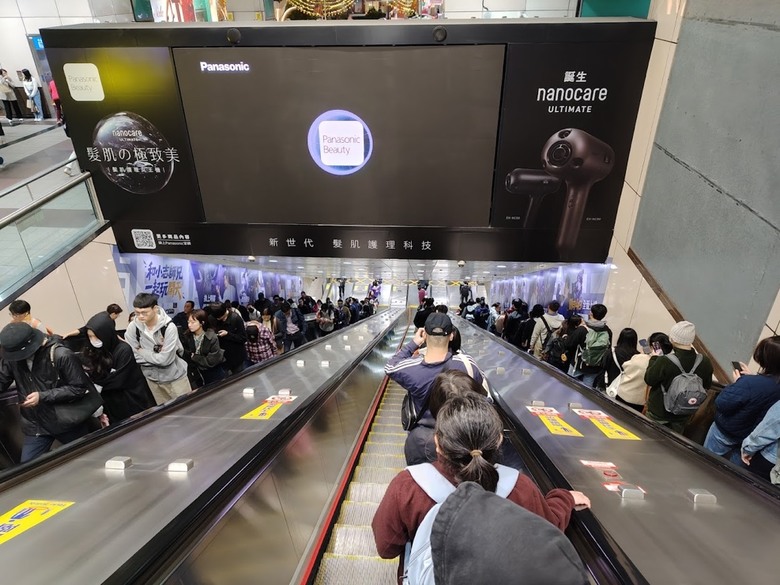 我的「無痕機」，SHARP AQUOS sense10新機開箱