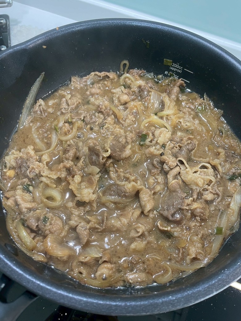 萬能蔥抓餅皮料理 起司牛肉捲