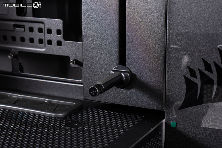 CORSAIR FRAME 5000D RS ARGB 機殼開箱實裝 以高度模組化設計不僅裝機便利 散熱效果也好