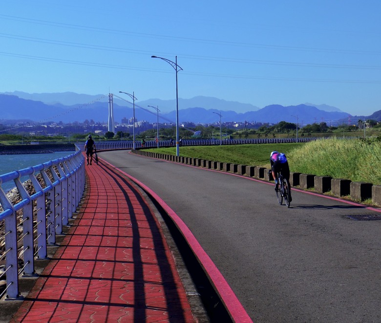 12/7 大溪O繞，迴龍-大漢溪左岸-中庄調整池-單車盛事計時賽-中庄吊橋-月眉古道-大溪老街-賴媽媽豆花-台3線-大漢溪右岸/媽祖田運動公園-浮洲橋-迴龍