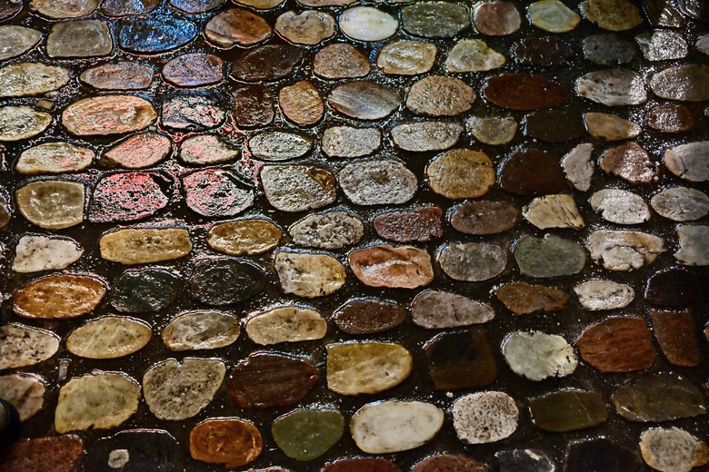 夜遊巴塞爾，初嚐融化起司麵包