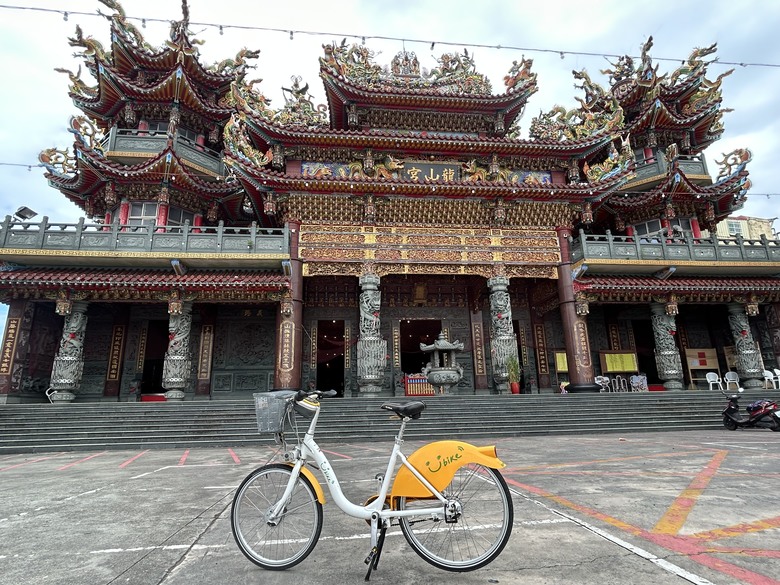 騎 向 台 灣 最 西 極 - 國 聖 燈 塔