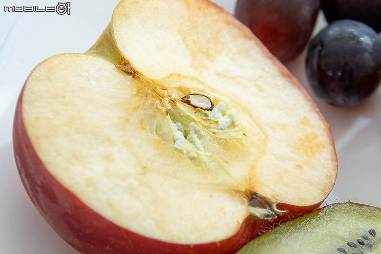 Hitachi R-TSF62WJ 日製冰箱｜獨家白金真空睡眠冰溫室，減緩氧化長保食材新鮮美味！