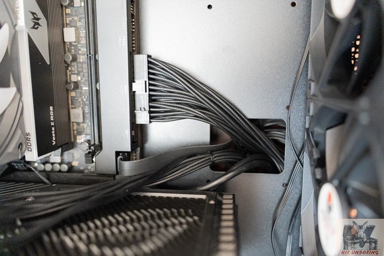 點我看大圖 我想靜靜,Superturn視博通SAF100靜音機殼