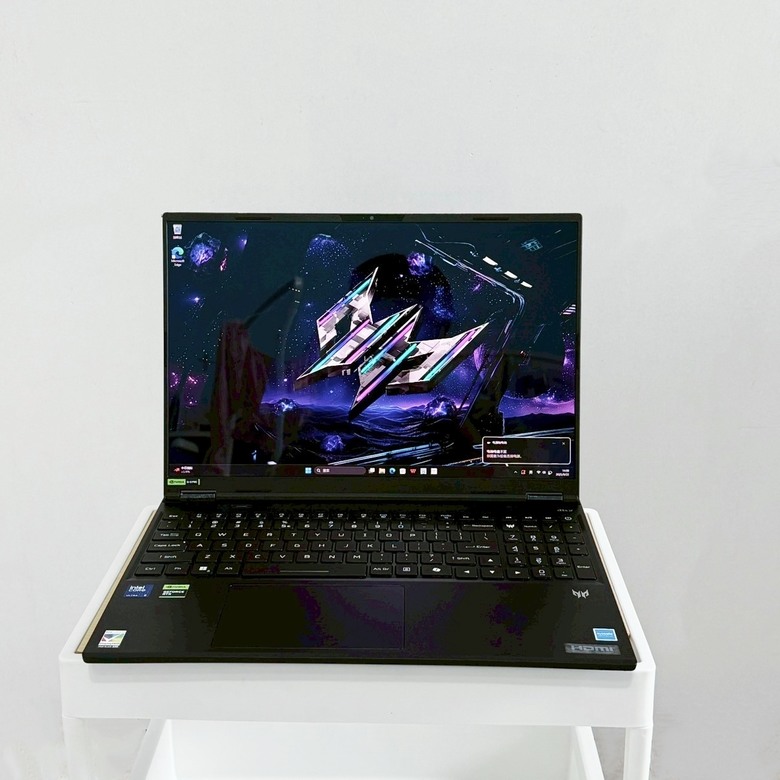 開箱&分享 Acer 「Predator Helios Neo 16S AI 戰斧9」電競筆電🖥️(全實拍及開箱影片)
