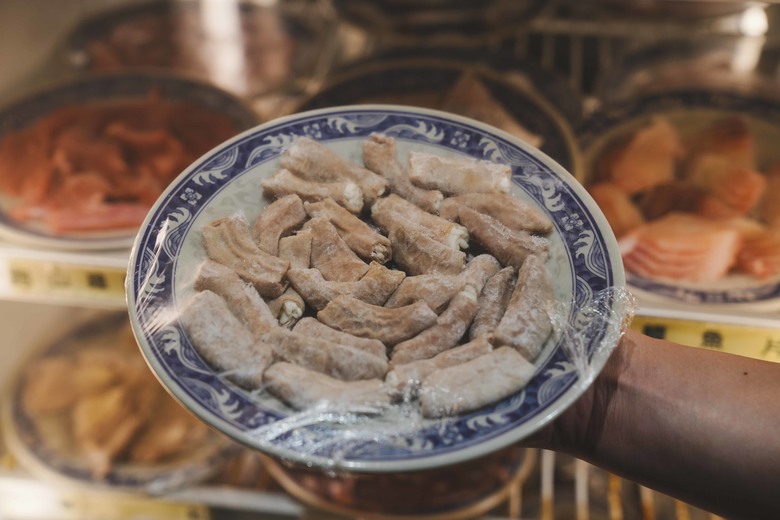 【台南酸白菜火鍋推薦】隱藏版麻辣酸白菜火鍋｜老師傅純手工酸白菜 ｜純手工酸白菜 × 手炒麻辣底｜東北酸白菜火鍋 安平店