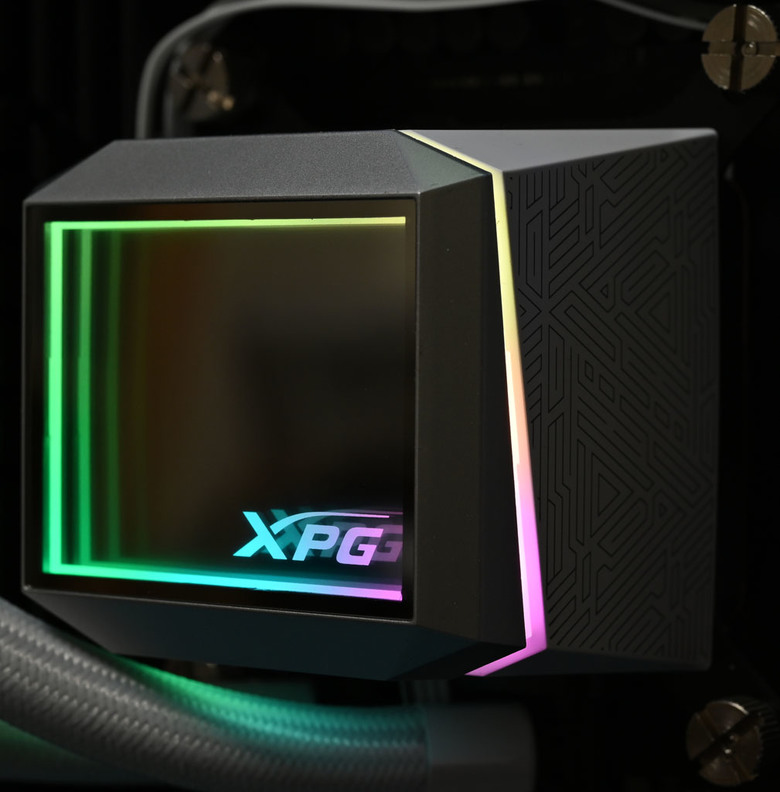 點我看大圖 XPG LEVANTE II 360mm一體式水冷散熱器開箱