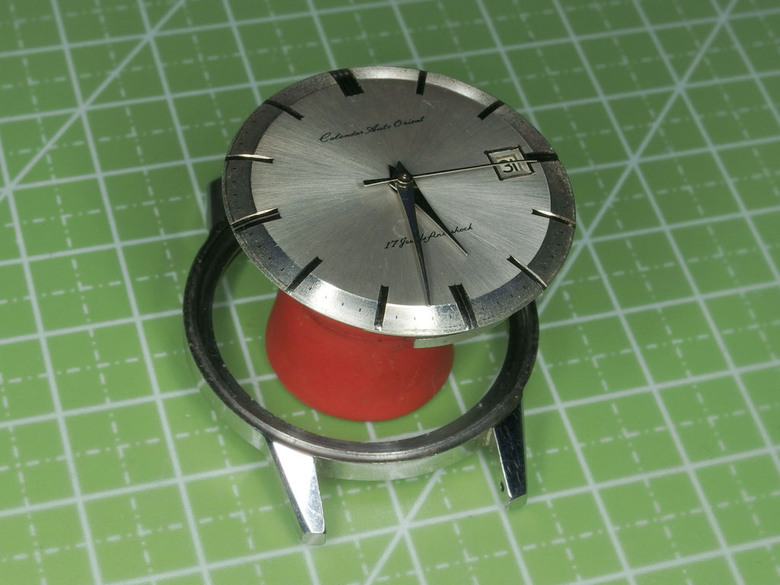 自娛玩修錶 - 原點(之三): 老東方"Calendar Auto Orient" 17 Jewels自動錶 (cal. 670)