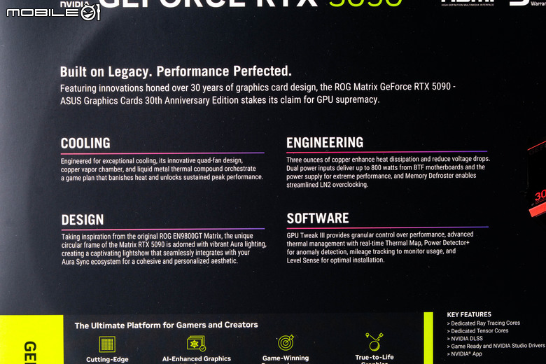 ROG Matrix Platinum GeForce RTX 5090 顯示卡開箱實測 集 30 周年經驗大成的頂級遊戲效能輸出者