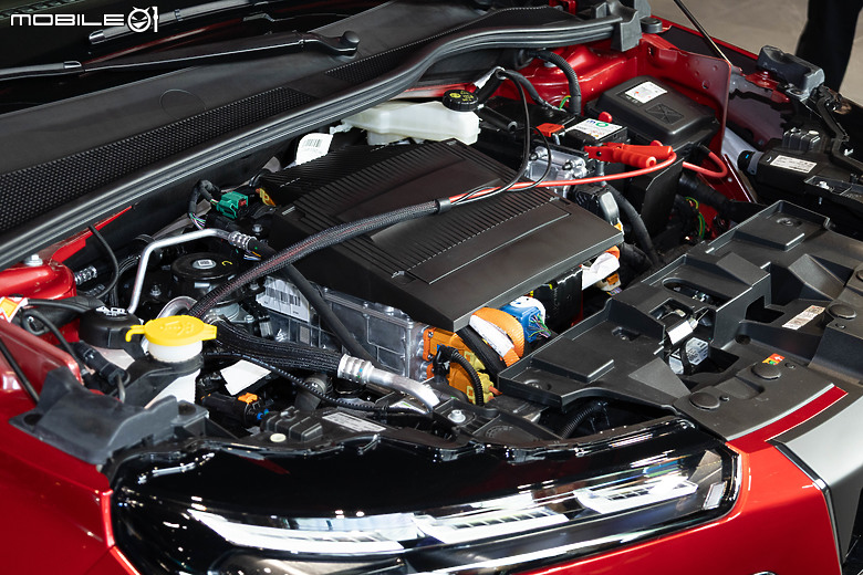 【採訪】Alfa Romeo Junior明年第二季導入，集結Stellantis四大品牌「桃園旗艦品牌中心」正式開幕！