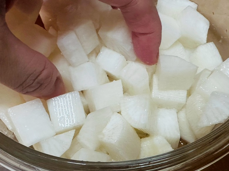 一試就上癮 清爽雪碧醃白玉蘿蔔丨美濃總舖師阿海師自己種的啦！