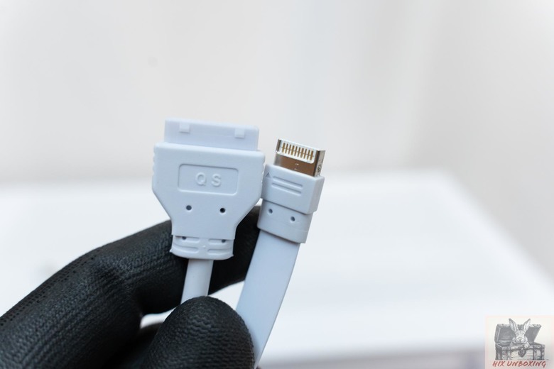 點我看大圖 全曲玻璃,全景感受 darkFlash大飛DS900G